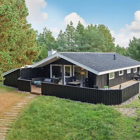 Eirik - 2-5km From The Sea By Interhome Blåvand