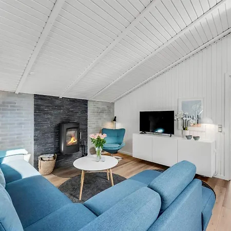 Eirik - 2-5km From The Sea By Interhome *
