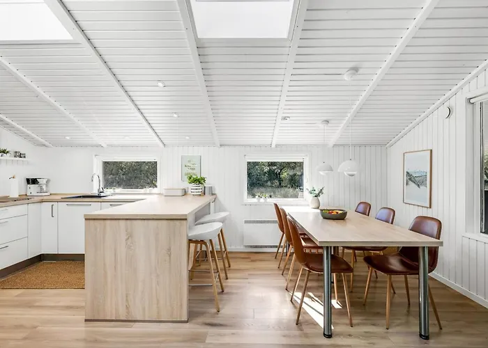 Eirik - 2-5km From The Sea By Interhome Nyaraló