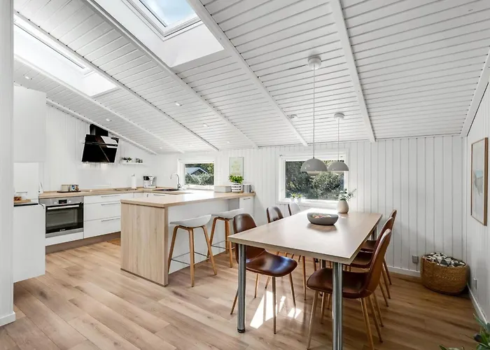 Nyaraló Eirik - 2-5km From The Sea By Interhome *