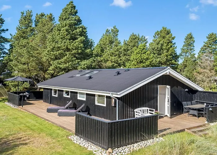 Eirik - 2-5km From The Sea By Interhome *